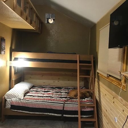 New Cabin 1 Car Rental Available Custer Esterno foto