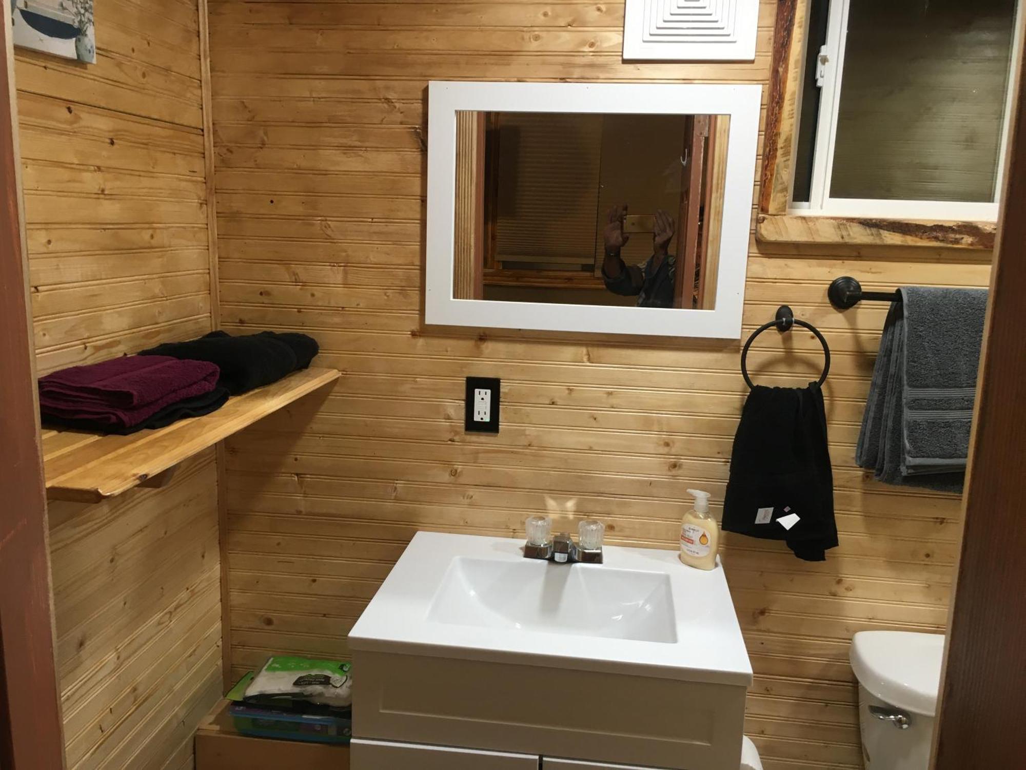 New Cabin 1 Car Rental Available Custer Esterno foto