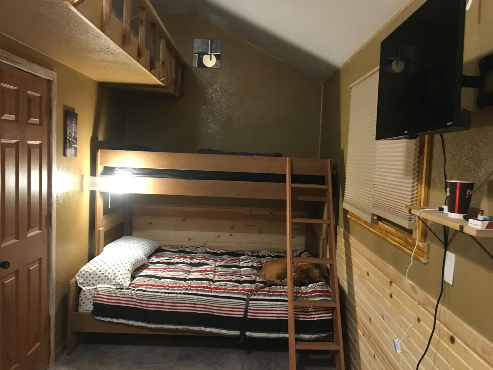 New Cabin 1 Car Rental Available Custer Esterno foto